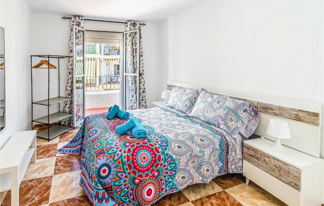 Beautiful Apartment In Cordoba With Kitchenette エクステリア 写真