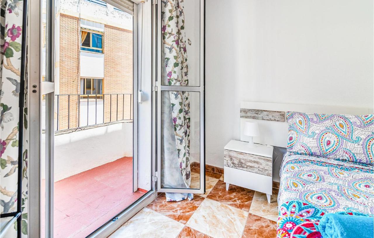 Beautiful Apartment In Cordoba With Kitchenette エクステリア 写真