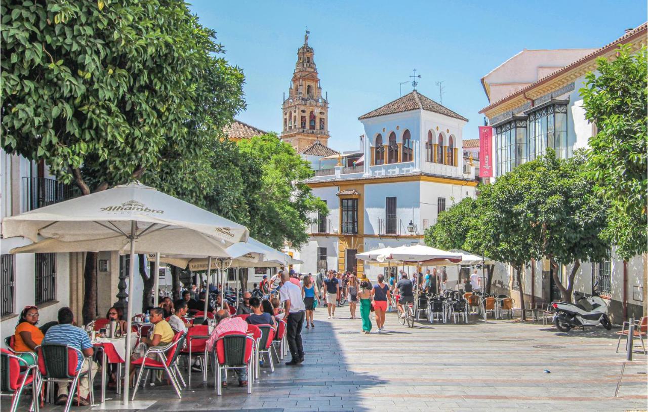 Beautiful Apartment In Cordoba With Kitchenette エクステリア 写真
